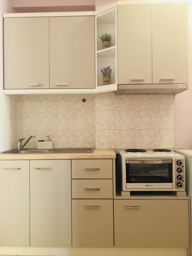 Lovely Apartments Patras Exterior photo